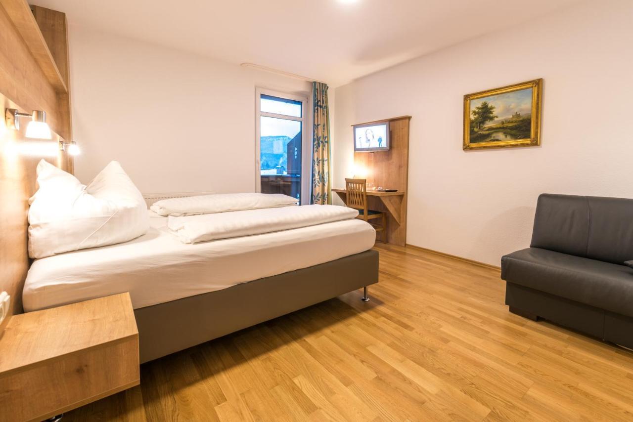 Hotel Garni Almenrausch Und Edelweiss Garmisch-Partenkirchen Exteriör bild