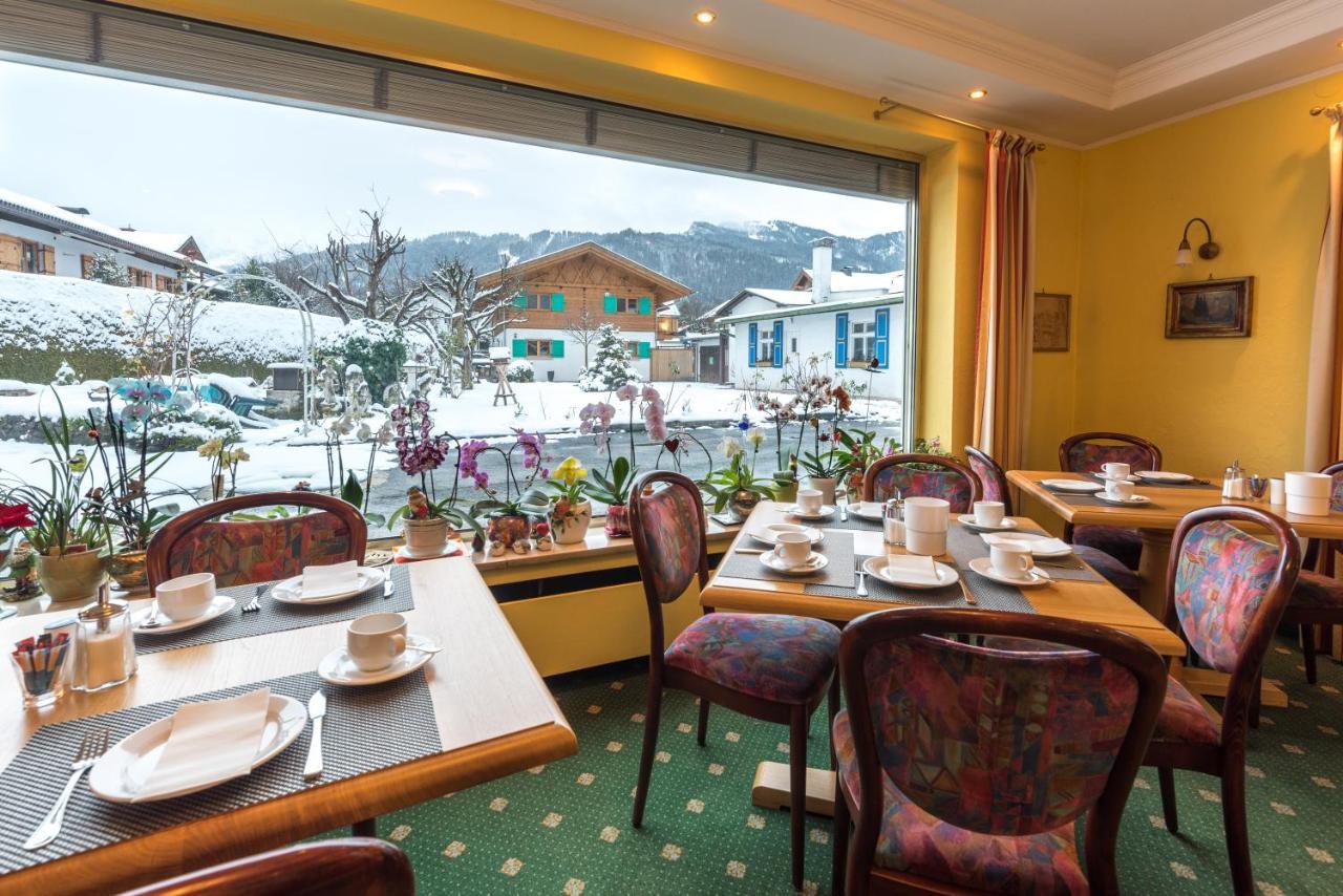 Hotel Garni Almenrausch Und Edelweiss Garmisch-Partenkirchen Exteriör bild